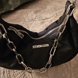 New Steve Madden Black Shoulder And Adjustable Cross Body Bag .💗💗❤️